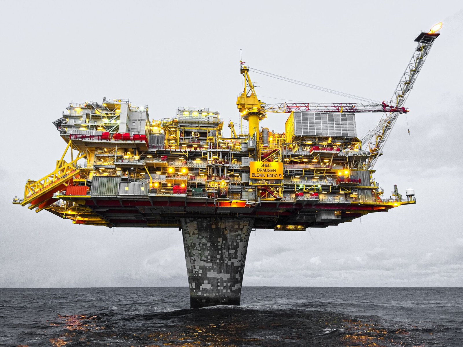 Oil prices above $100 raise U.S. inflation concerns